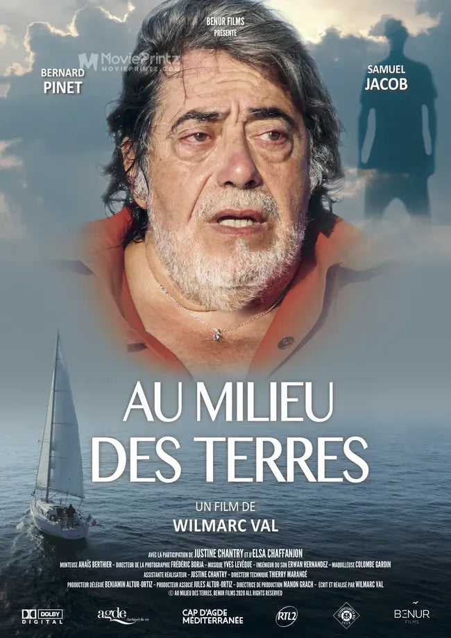 Au Milieu des Terres Poster