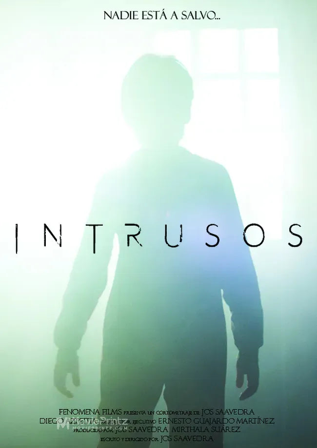 Intrusos Poster